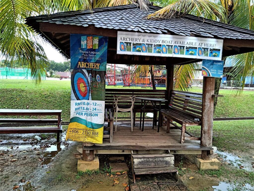 Melaka Top Largest Waterpark Resort - By Youbnb Homestay Melaka Kültér fotó